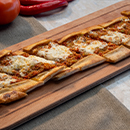 Kıymalı Kaşarlı Pide